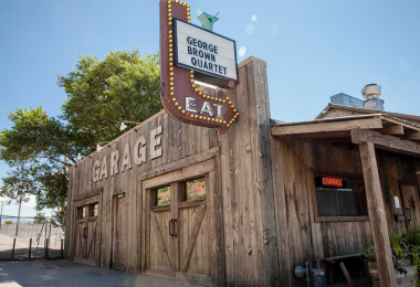 Photo of the Garage on Beck